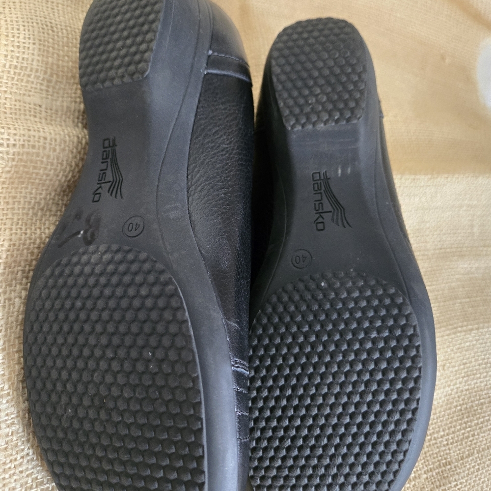 Dansko Franny Wide Black Milled Nappa Clogs EU40 US9.5Leather Womens Flats Mules - Picture 4 of 6